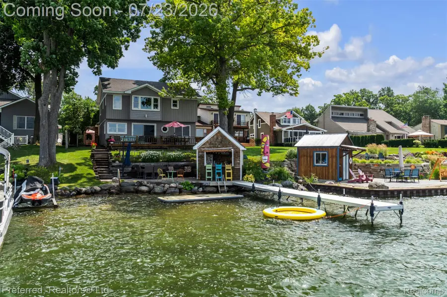 4337 Windiate Park Drive, Waterford, MI 48329 - #3