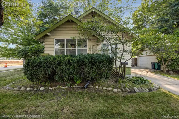 1600 Mclean Avenue, RoyalOak, MI 48067