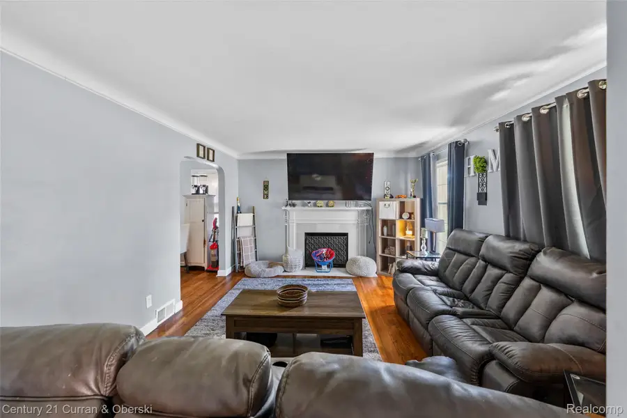 23828 Hollander Street, Dearborn, MI 48128 - #2