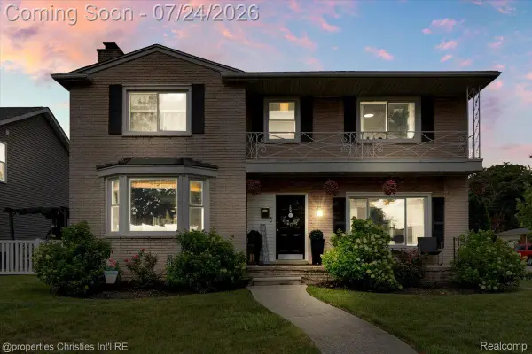 24600 Manistee Street, OakPark, MI 48237