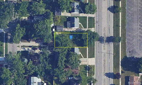 3720 S Pennsylvania Avenue, Lansing, MI 48912