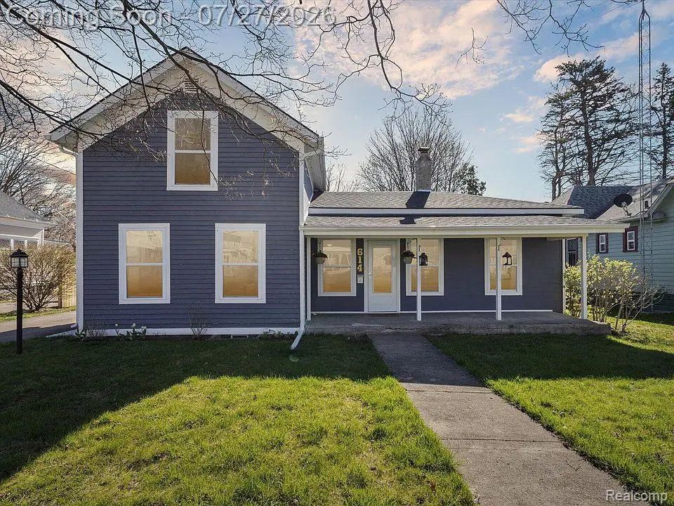 614 N Saginaw Street, Owosso, MI 48867 - #1