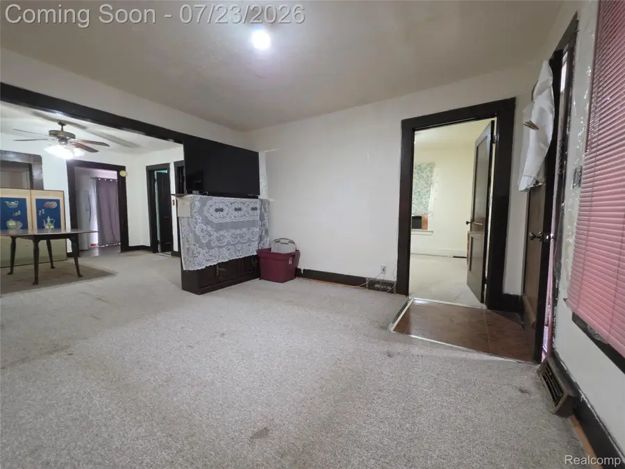 19 Gerdon Avenue, Pontiac, MI 48342 - #3
