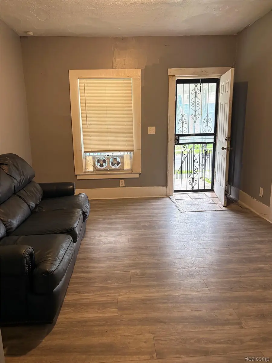 8880 Bryden Street, Detroit, MI 48204 - #3