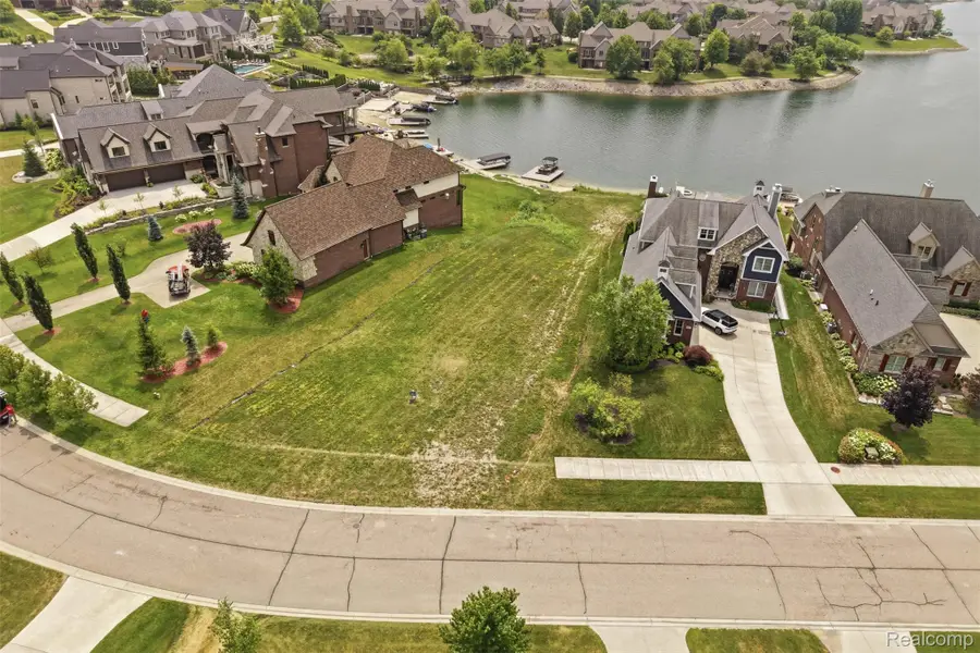 10407 Stoney Point Drive, Green Oak, MI 48178 - #3