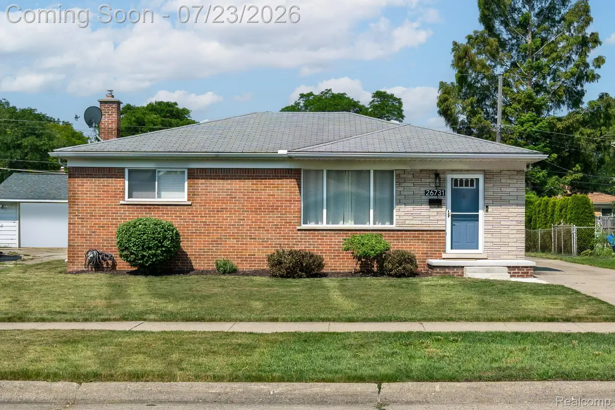 26731 Kelsey Drive, Warren, MI 48091 - #1