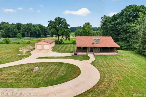 23200 Lazy K Drive, SouthLyon, MI 48178