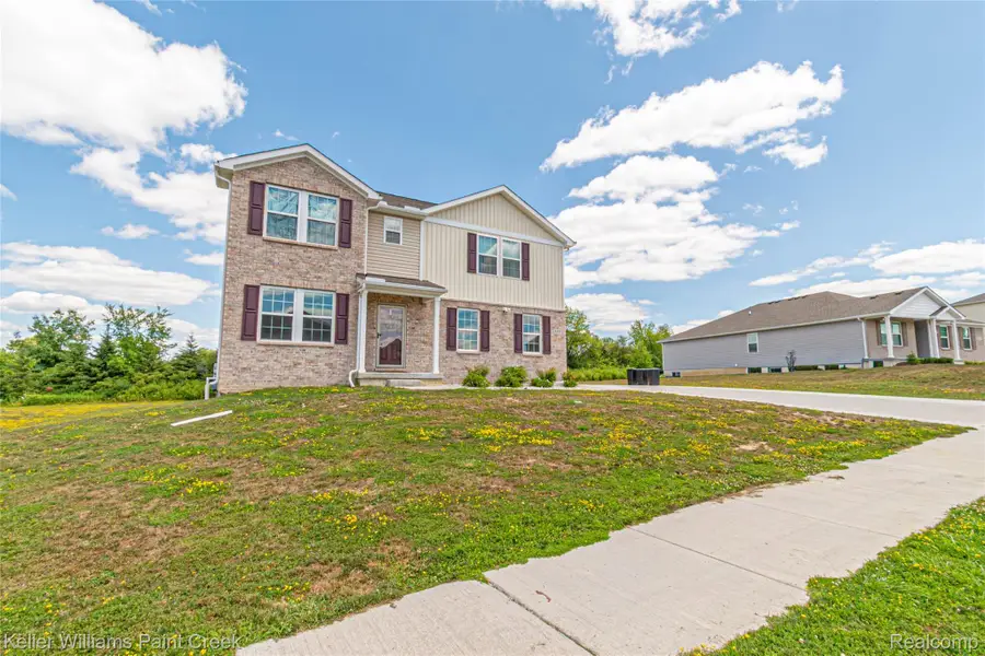 8353 North Oaks Court, Grand Blanc, MI 48439 - #3