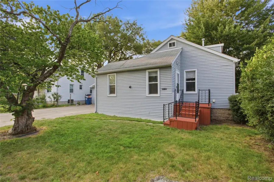 35120 Norene Street, Westland, MI 48186 - #2