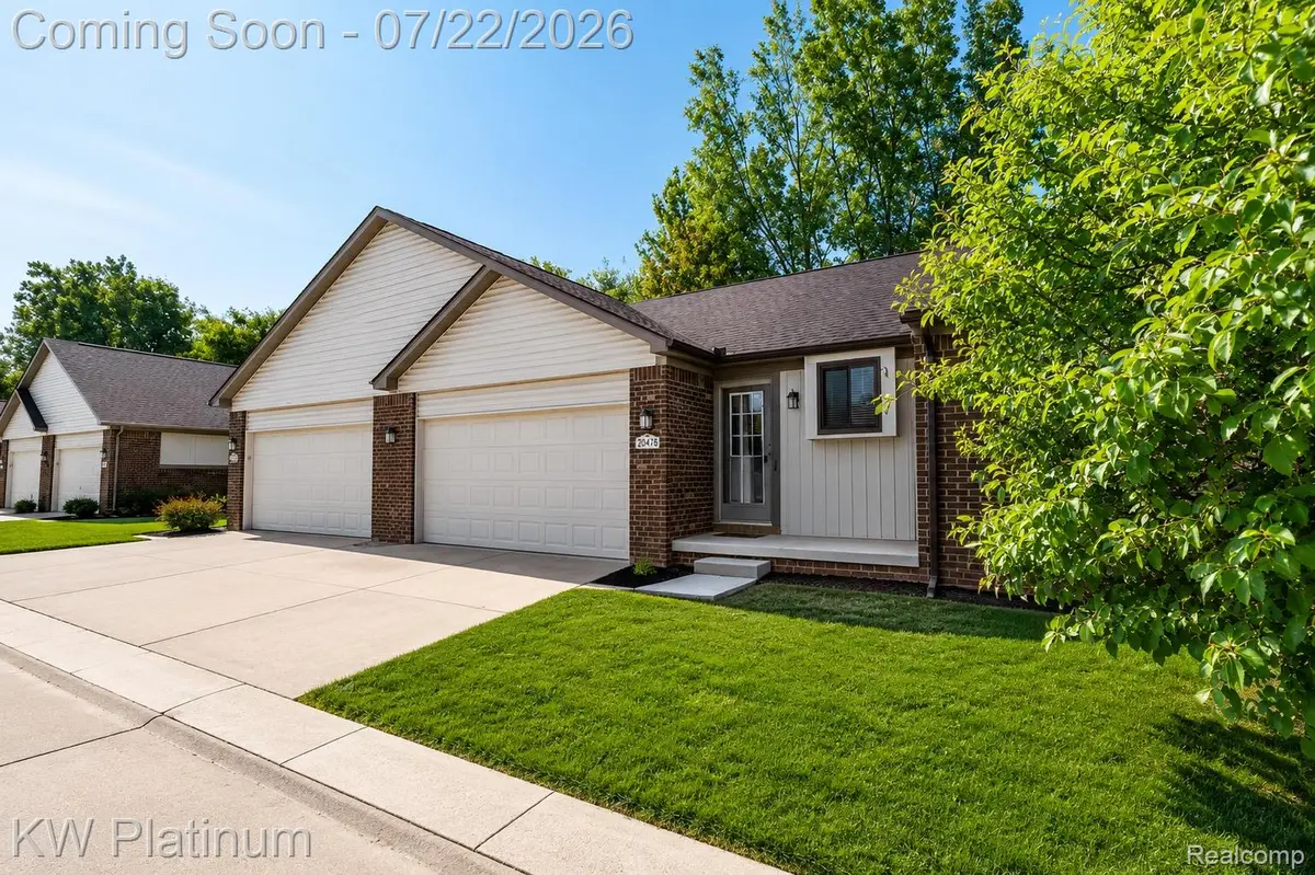 20478 Longwood Drive #30, Clinton, MI 48038 - #1