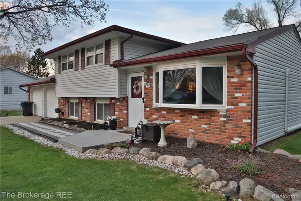 5382 Heath Avenue, Clawson, MI 48346