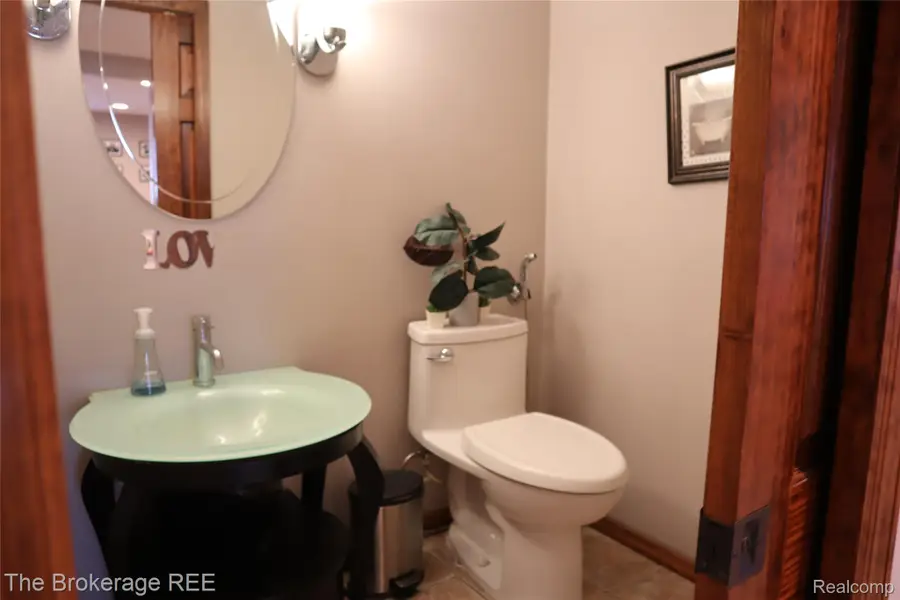 5382 Heath Avenue, Clarkston, MI 48346 - #3