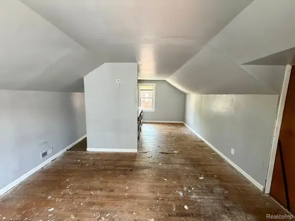 15431 Saratoga Street, Detroit, MI 48205