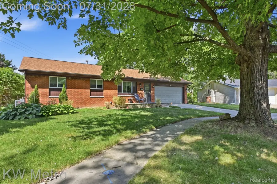 8607 Kingston Court, Ypsilanti, MI 48198 - #2
