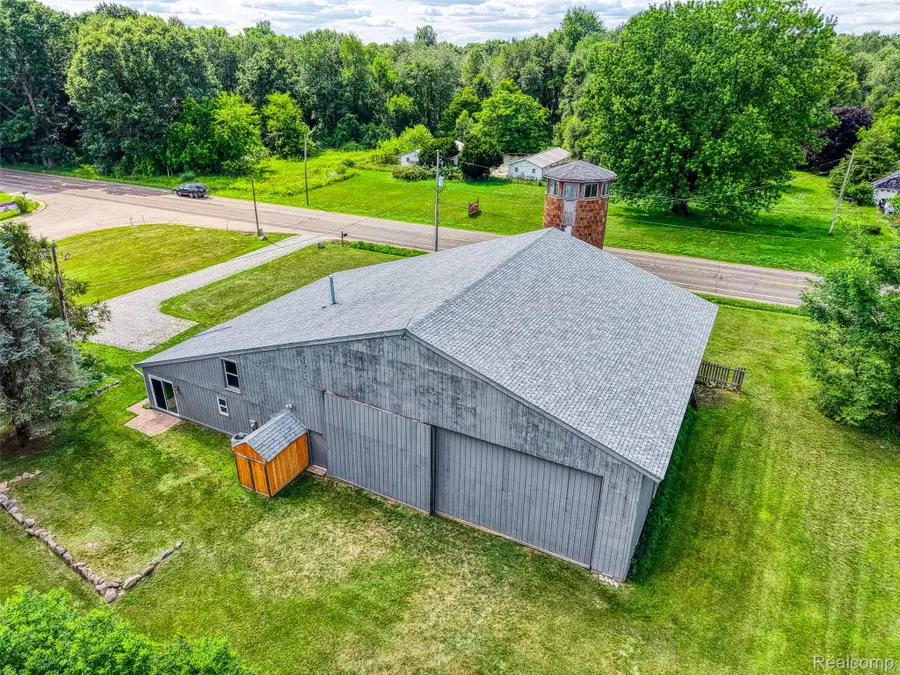 15921 W M 36, Pinckney, MI 48169 - #3