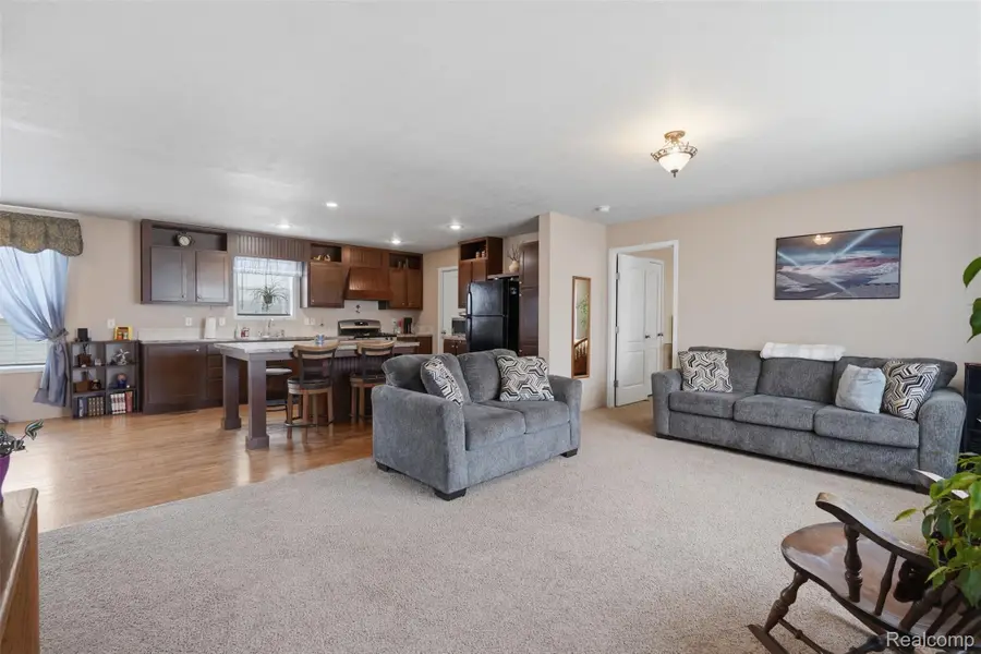 11802 Stoneridge Court, South Lyon, MI 48178 - #2