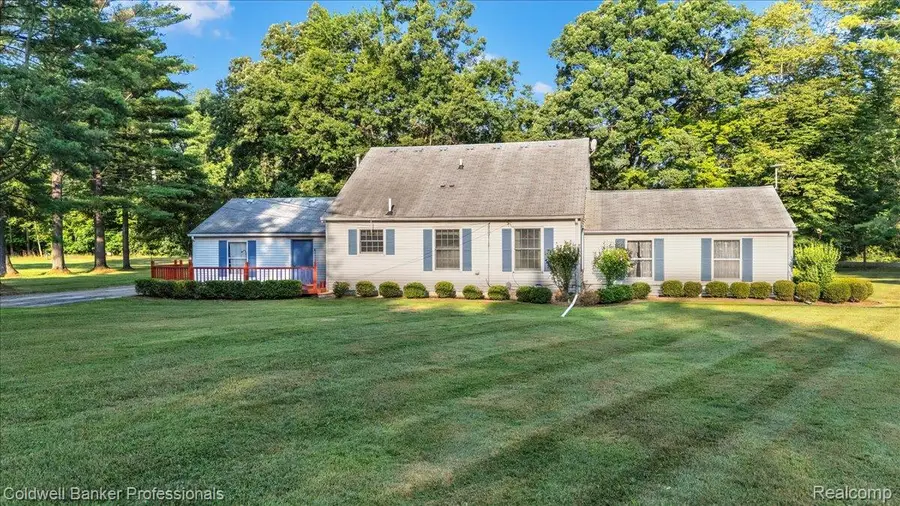 980 W Predmore Road, Oakland, MI 48363 - #3