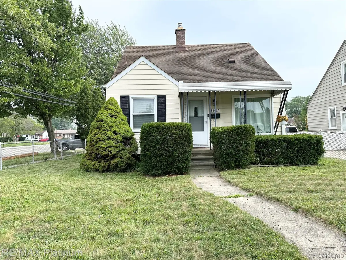 28417 Barton Street, Garden City, MI 48135 - #1