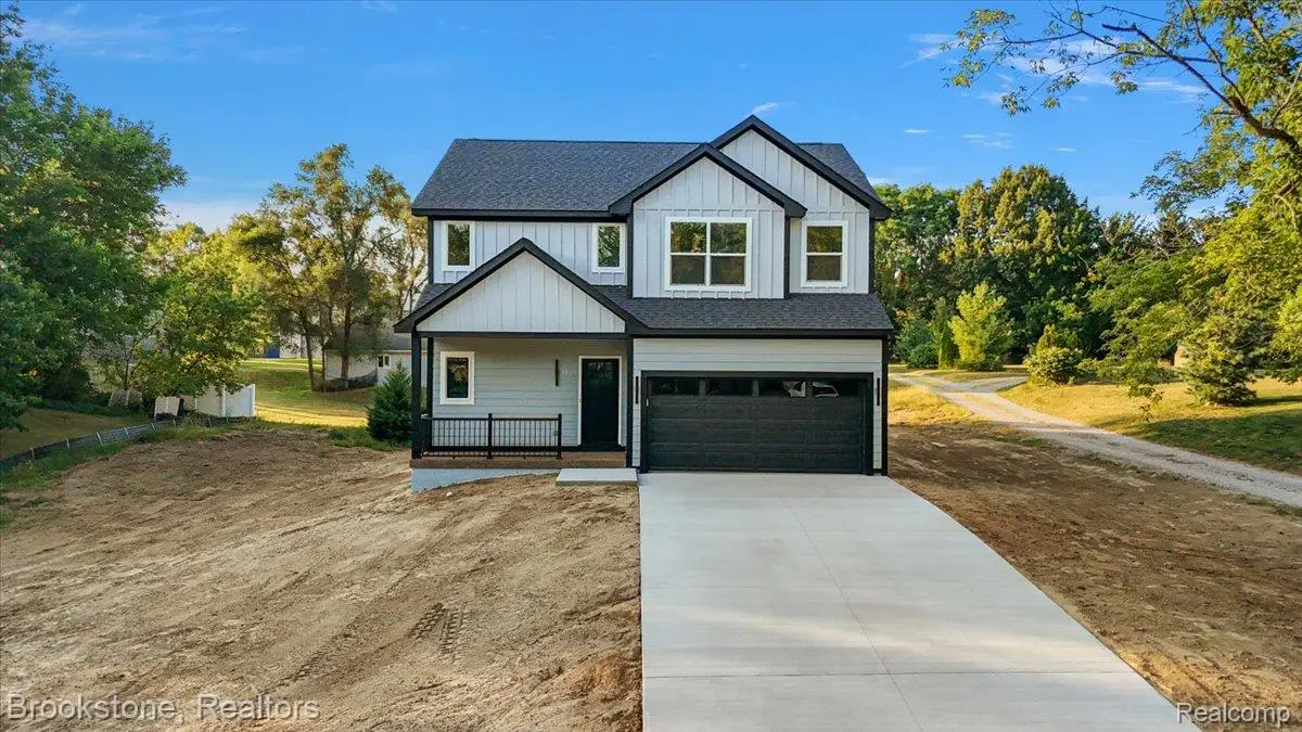 3080 W Newberry Road, Waterford, MI 48329 - #1