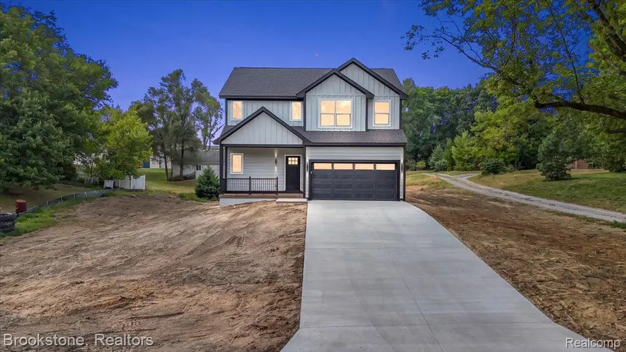 3080 W Newberry Road, Waterford, MI 48329 - #2
