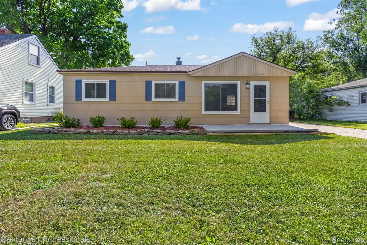 22830 Colgate Street, Farmington, MI 48336 - #1
