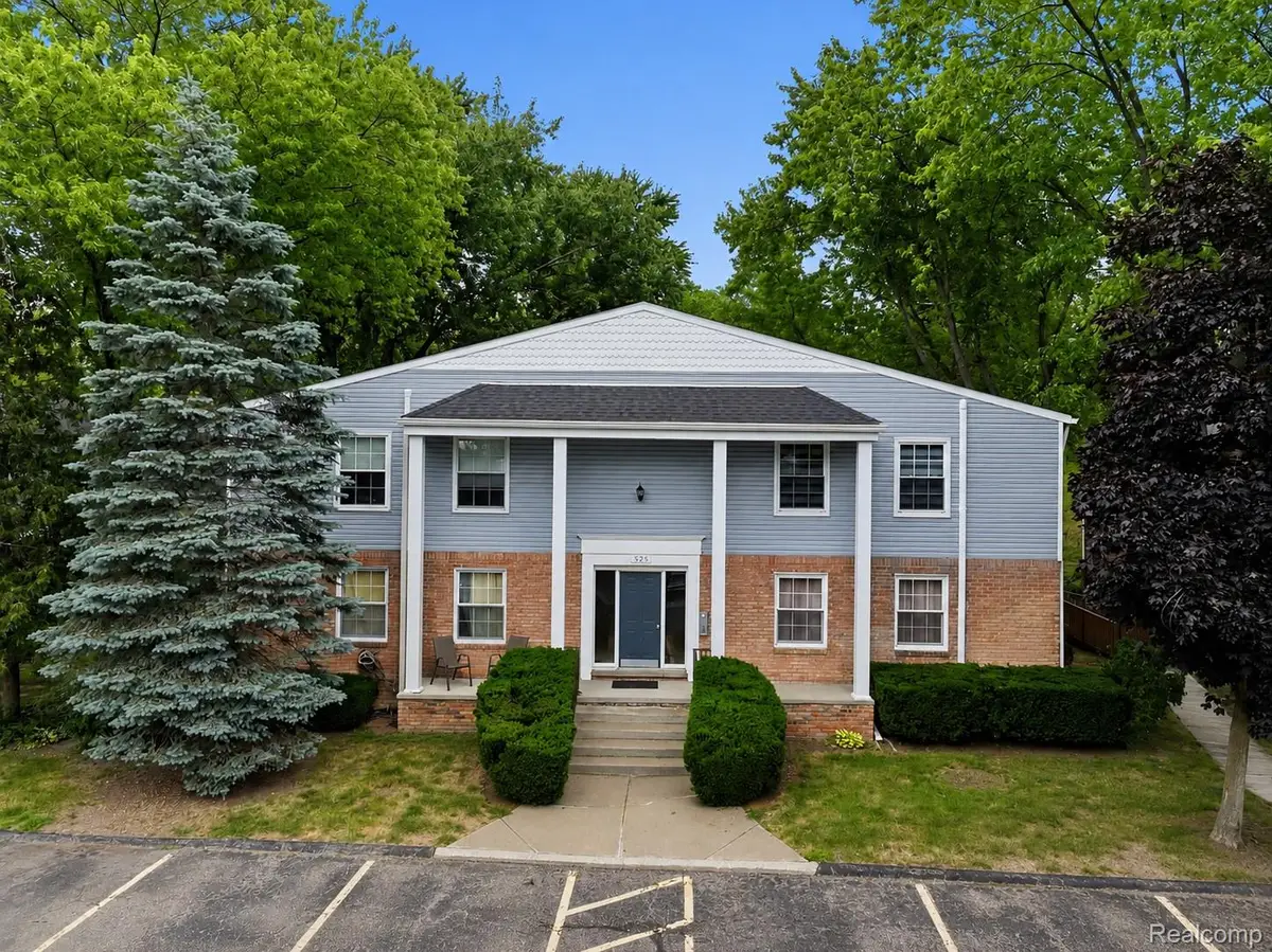525 E University Drive #1002, Rochester, MI 48307 - #1