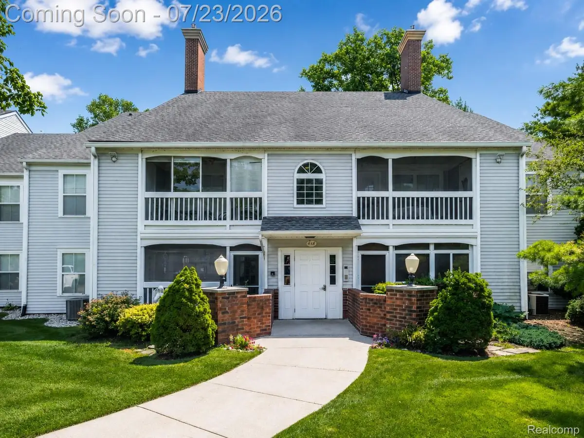618 Curzon Court #203, Howell, MI 48843 - #1