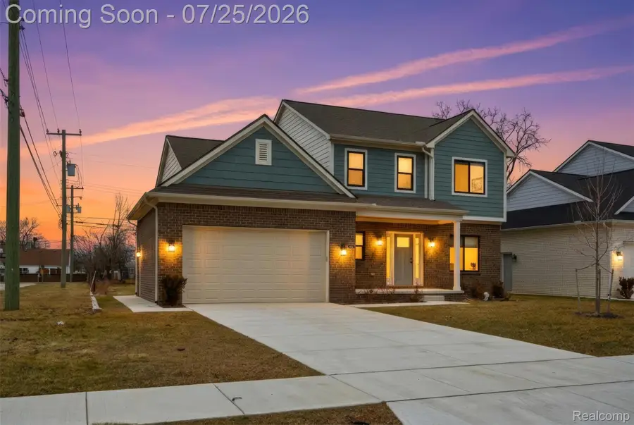 8117 Vermont Avenue, Warren, MI 48093 - #2