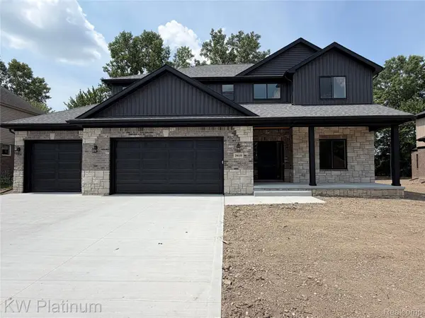 3418 Round Tree Drive, EastChina, MI 48054