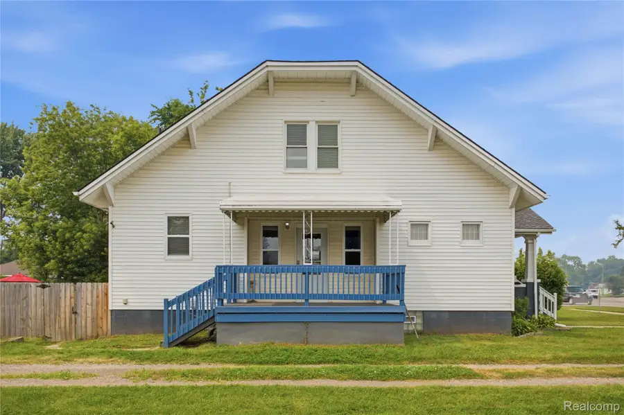 32127 Utica Road, Fraser, MI 48026 - #3