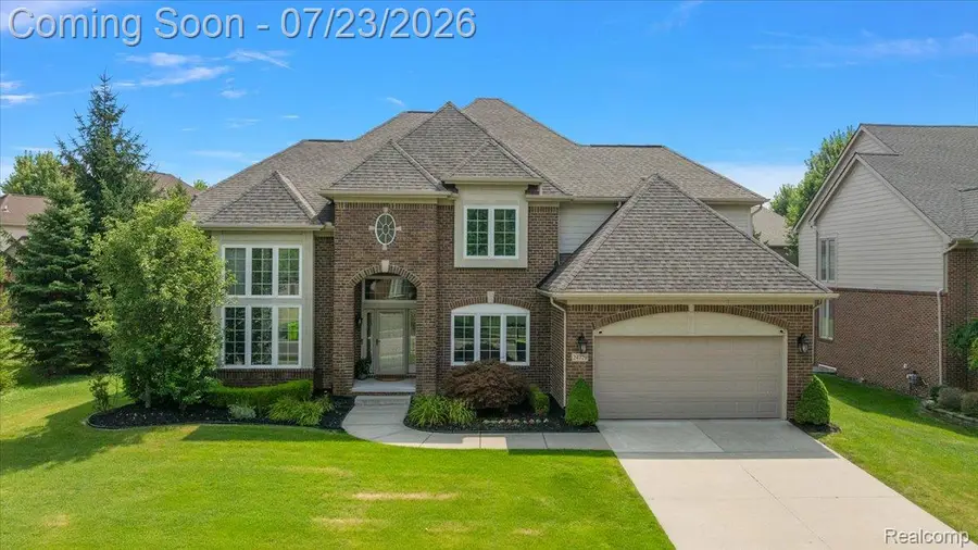 24729 Cavendish Avenue E, Novi, MI 48375 - #2