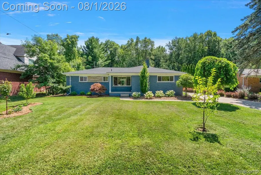660 Sylvanwood Drive, Troy, MI 48085 - #2