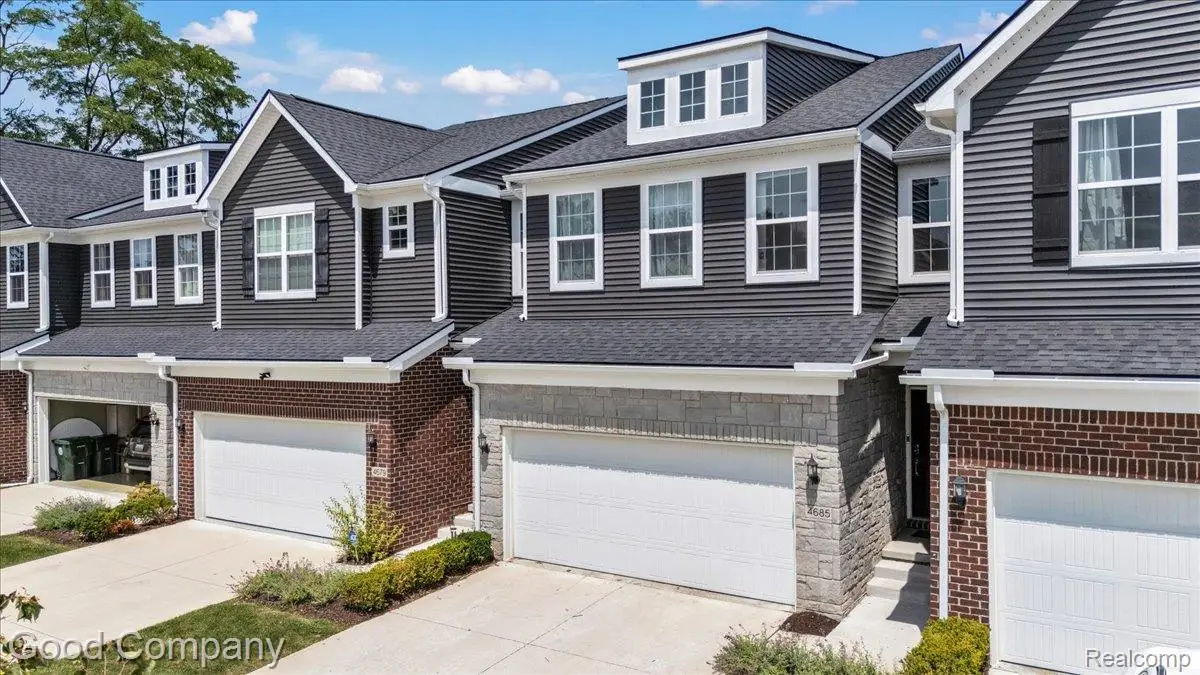 4685 Broomfield Way, Orion, MI 48359 - #1