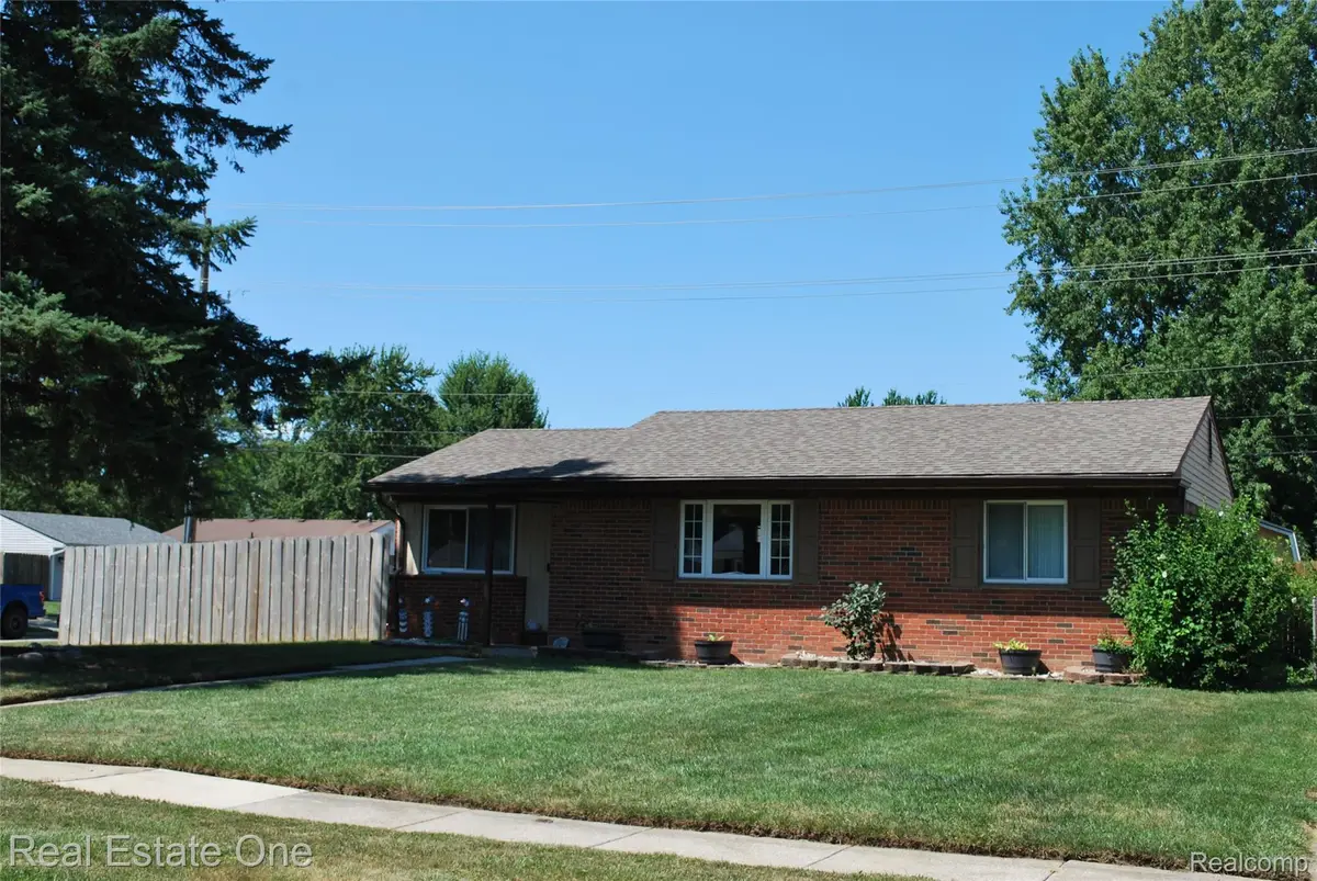 41692 Mcbride Avenue, Belleville, MI 48111 - #1