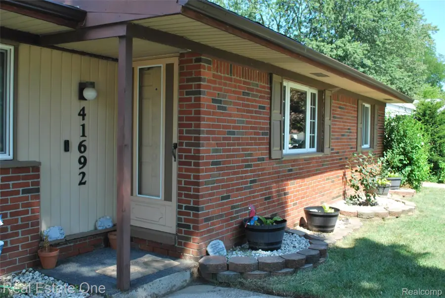 41692 Mcbride Avenue, Belleville, MI 48111 - #2