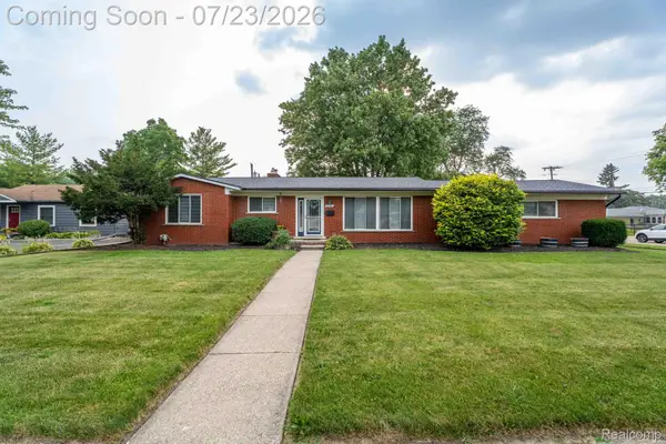 27381 Gail Drive, Warren, MI 48093
