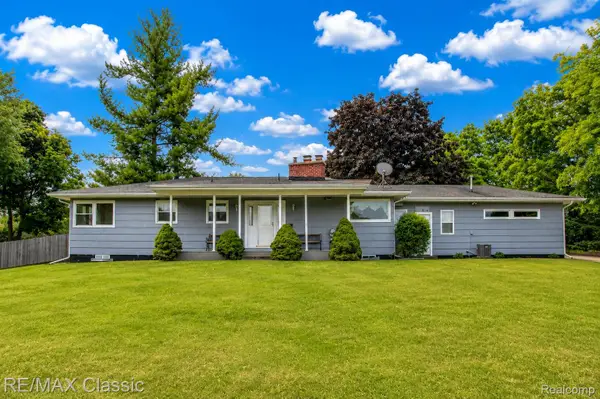 10268 7 Mile Road, Northville, MI 48167