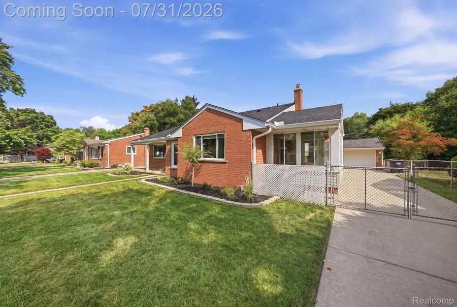 31724 Hees Street, Livonia, MI 48150 - #3