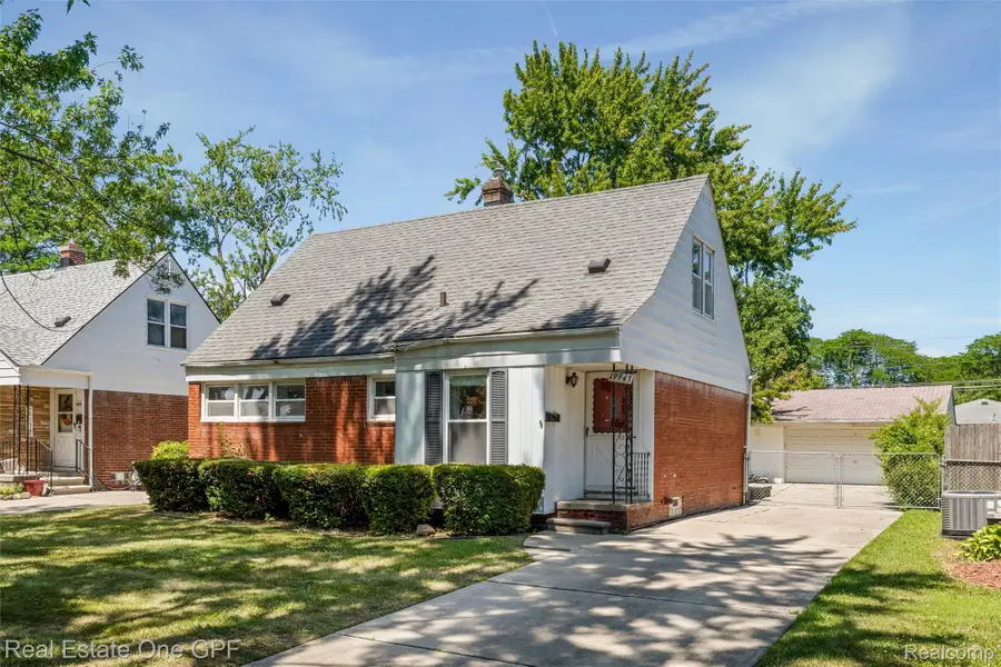 19943 Lancaster Street, Harper Woods, MI 48225 - #2