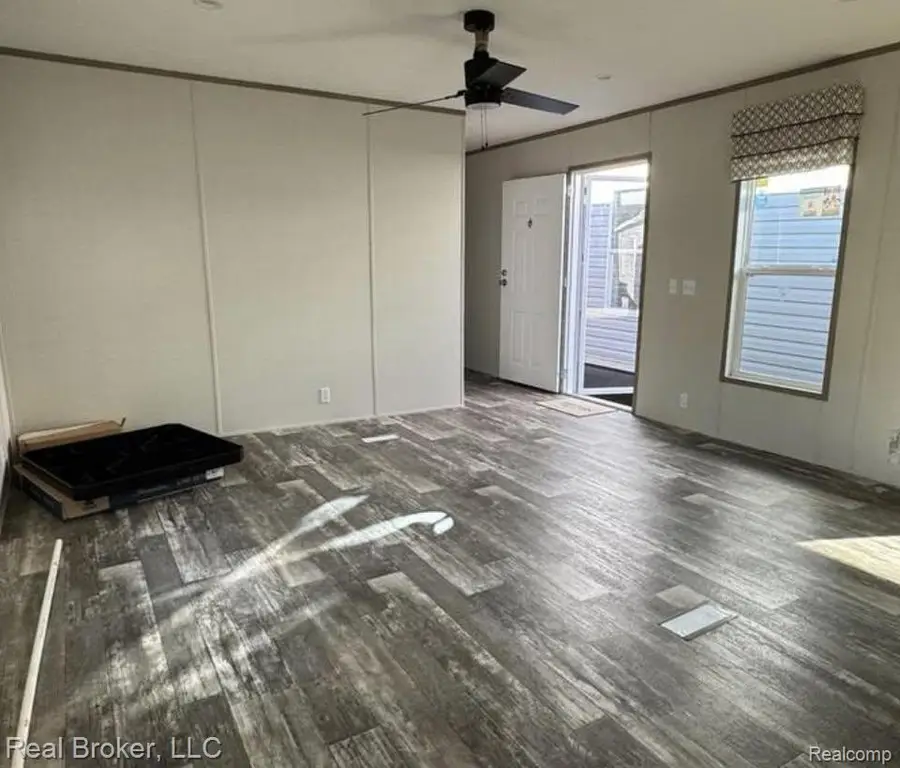 2995 Detroit Road, Niles, MI 49120 - #3