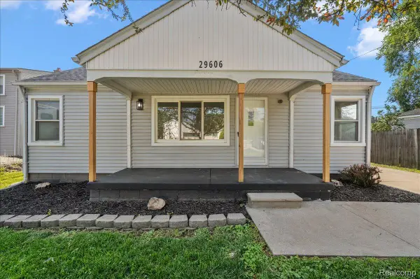 29606 S River Road, HarrisonTownship, MI 48045