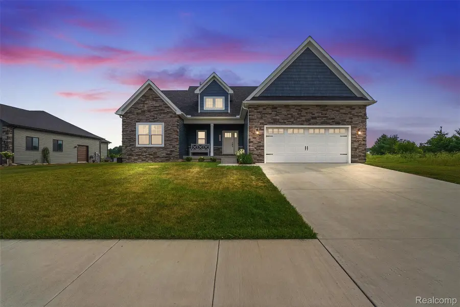 9087 Copper Ridge Drive, Davison, MI 48423 - #2