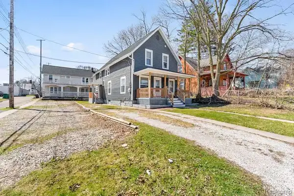 119 Moores River Drive, Lansing, MI 48910