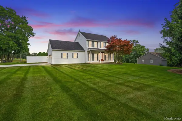 1192 N Bridge Street, Linden, MI 48451