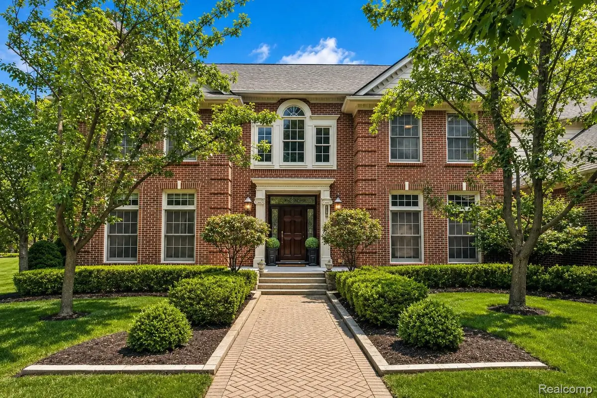 2398 Heronwood Drive, Bloomfield, MI 48302 - #1