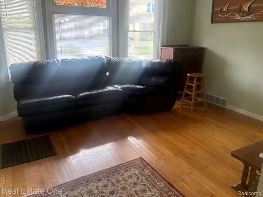2293 Poland Street, Hamtramck, MI 48212 - #3