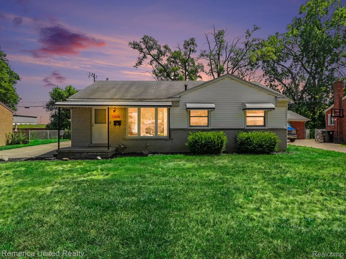 11070 Hillcrest Street, Livonia, MI 48150 - #1