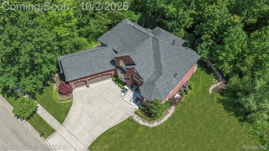 55630 Buckthorn Drive, Utica, MI 48316 - #2