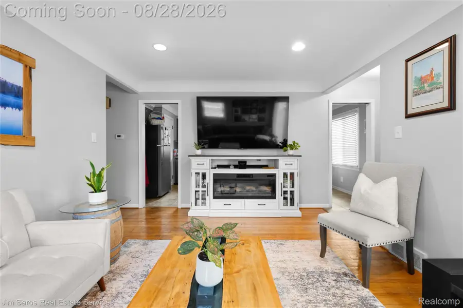 20216 Anita Street, Harper Woods, MI 48225 - #3