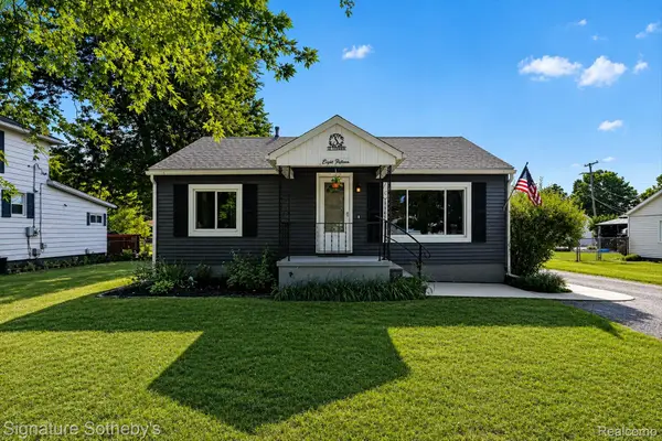 815 Fowler Street, Howell, MI 48843